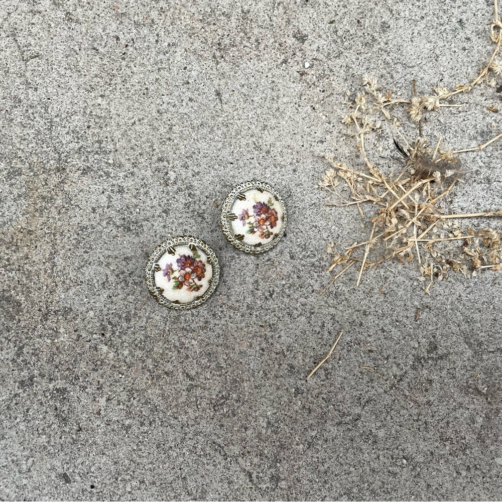 Vintage. Brass Metal Art Fresco Floral Circular Clip Ons